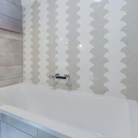 Апартаменты Grand & Luxurious In The Heart Of Budapest, 2br & 2bt