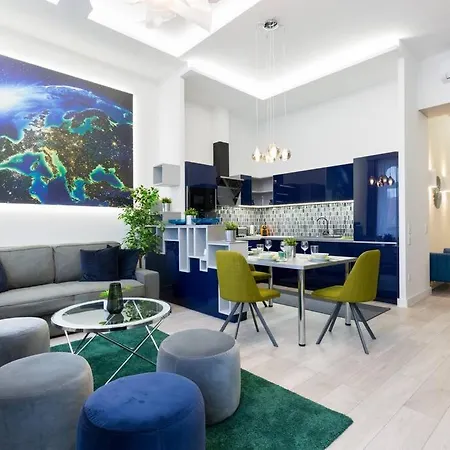 Grand & Luxurious In The Heart Of Budapest, 2br & 2bt Апартаменты Будапешт